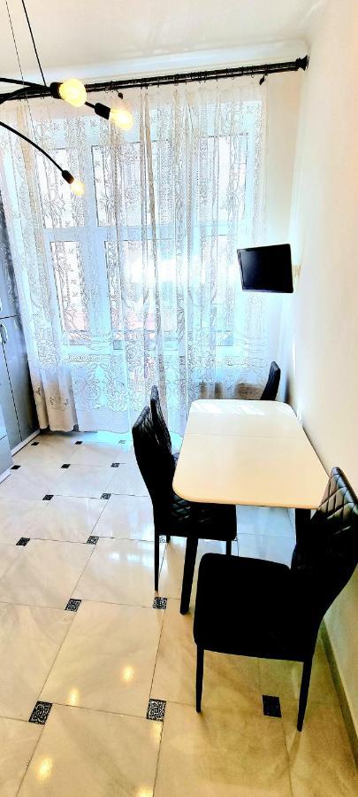 Ferienwohnung Центр Апарт Ternopil Exterior foto