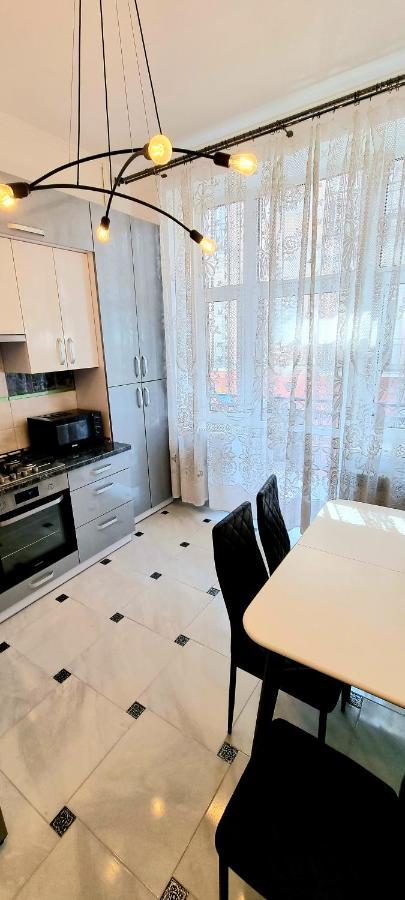 Ferienwohnung Центр Апарт Ternopil Exterior foto